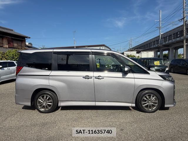 Toyota NOAH 2025-03 8550526-3