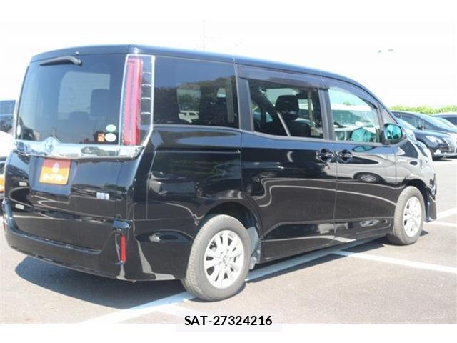 Toyota NOAH 2017-12 8550755-15