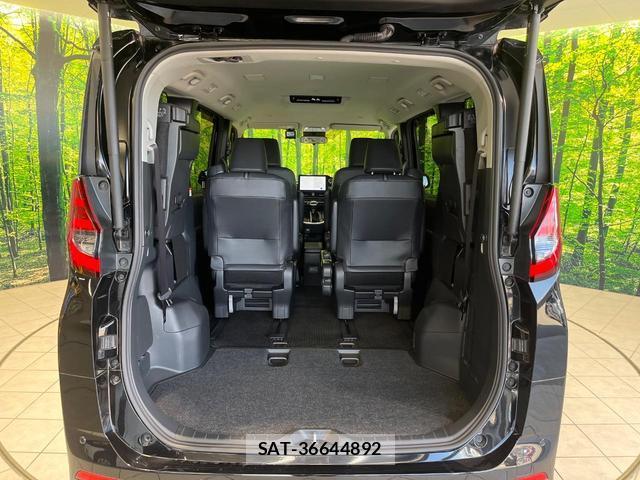 Toyota NOAH 2023-08 8550813-10