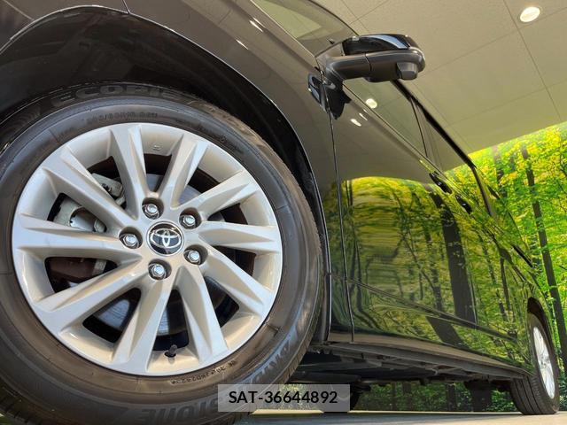 Toyota NOAH 2023-08 8550813-13