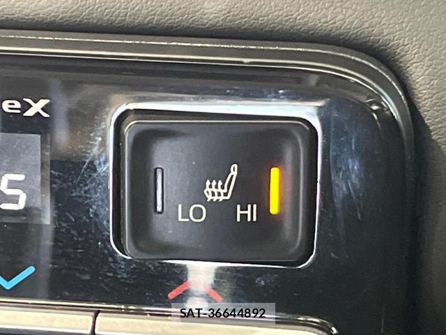 Toyota NOAH 2023-08 8550813-5