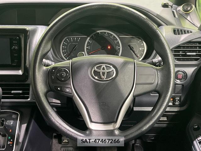 Toyota NOAH 2015-10 8550906-12