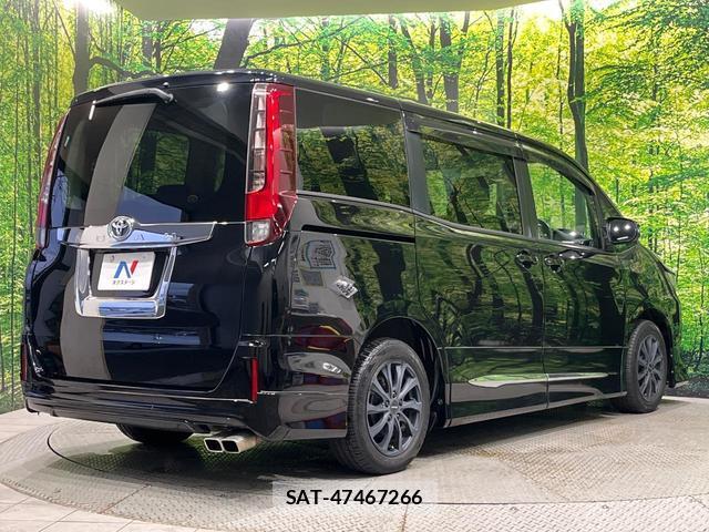 Toyota NOAH 2015-10 8550906-17