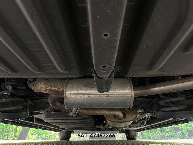 Toyota NOAH 2015-10 8550906-19