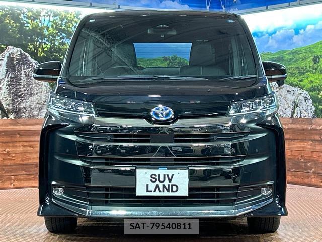 Toyota NOAH 2024-05 8550967-14