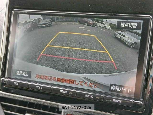 Toyota NOAH 2017-06 8551083-12