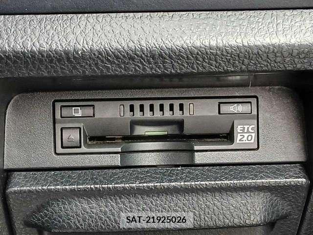 Toyota NOAH 2017-06 8551083-18