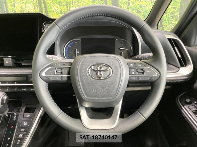 Toyota NOAH 2023-12 8551380-10