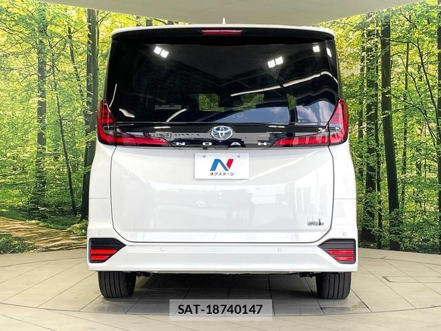 Toyota NOAH 2023-12 8551380-14