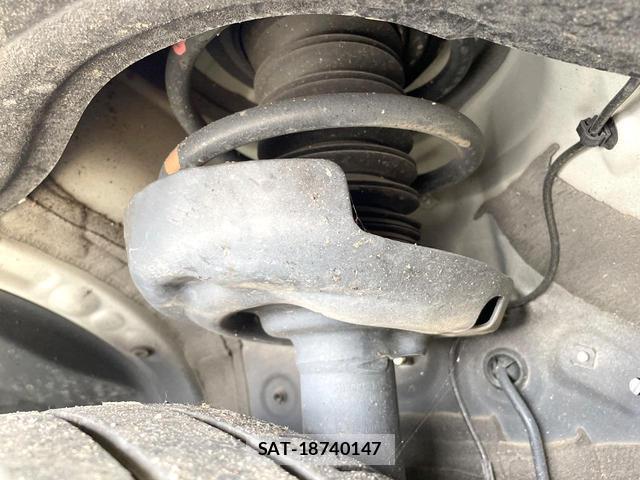 Toyota NOAH 2023-12 8551380-19