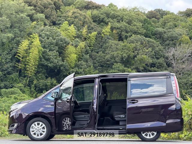 Toyota NOAH 2019-10 8551436-17