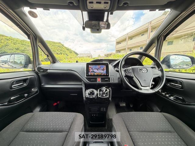 Toyota NOAH 2019-10 8551436-2