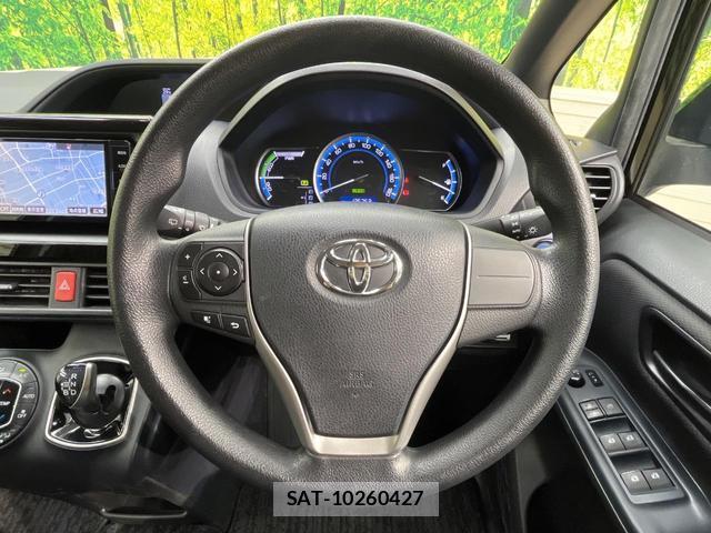 Toyota NOAH 2015-10 8551696-11