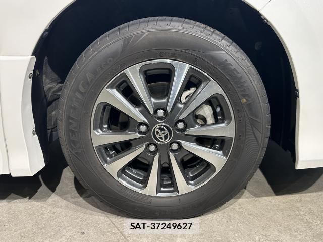 Toyota NOAH 2017-07 8551787-19