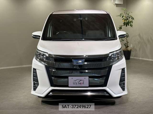 Toyota NOAH 2017-07 8551787-9