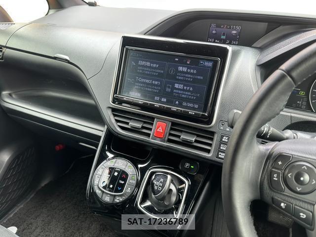 Toyota NOAH 2018-03 8552032-10