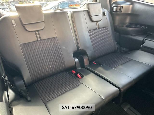 Toyota NOAH 2023-11 8552036-15
