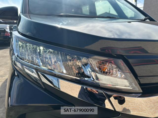 Toyota NOAH 2023-11 8552036-16