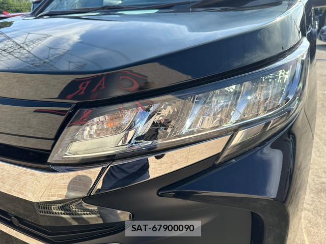Toyota NOAH 2023-11 8552036-17