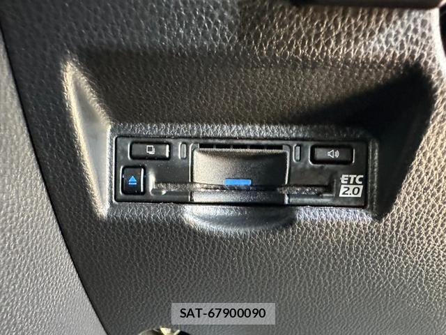 Toyota NOAH 2023-11 8552036-8