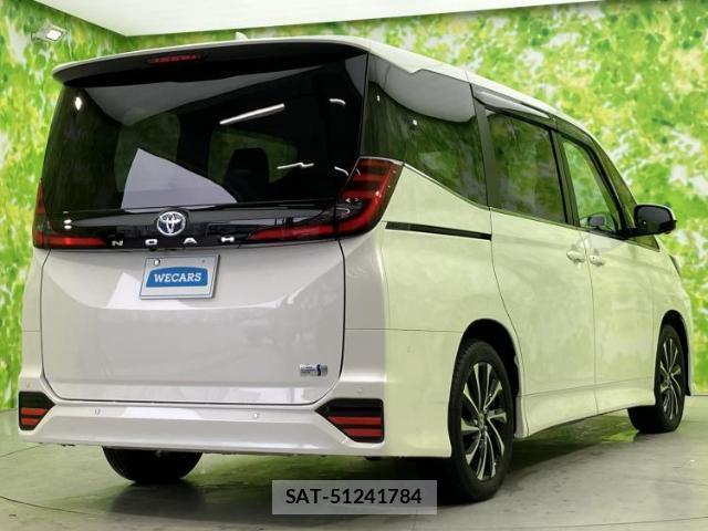 Toyota NOAH 2024-11 8552423-2