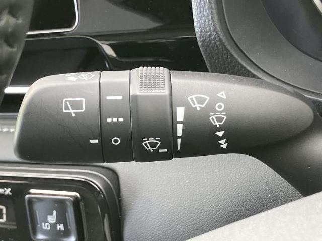 Toyota NOAH 2025-10 8552428-16