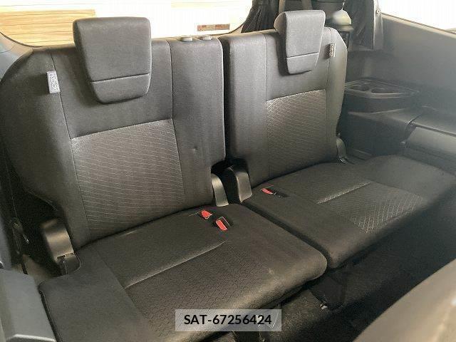 Toyota NOAH 2023-04 8552721-11