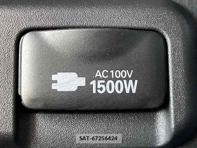 Toyota NOAH 2023-04 8552721-8