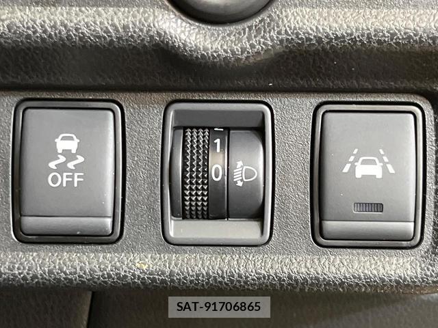 Nissan NOTE 2019-08 8545465-6
