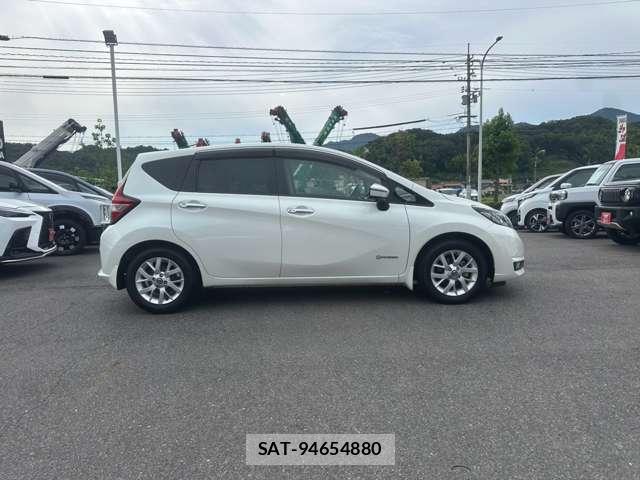Nissan NOTE 2019-03 8546123-12