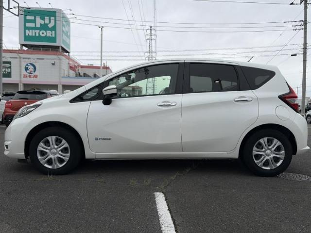 Nissan NOTE 2017-04 8546479-1