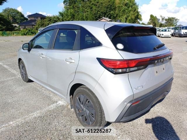 Nissan NOTE 2021-08 8546530-5