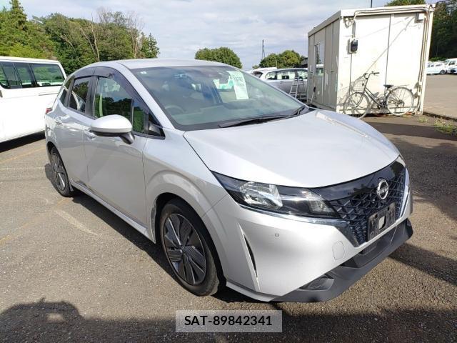 Nissan NOTE 2021-07 8546558-3