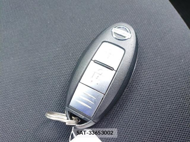 Nissan NOTE 2019-08 8546582-14