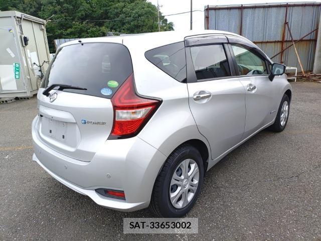 Nissan NOTE 2019-08 8546582-4