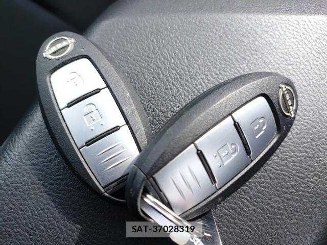 Nissan NOTE 2021-08 8546583-14