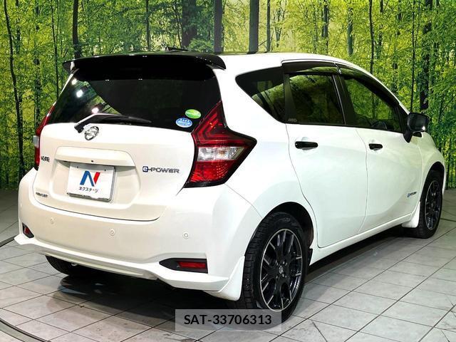 Nissan NOTE 2019-03 8546832-16