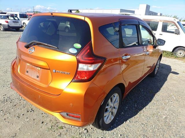 Nissan NOTE 2019-08 8547519-4