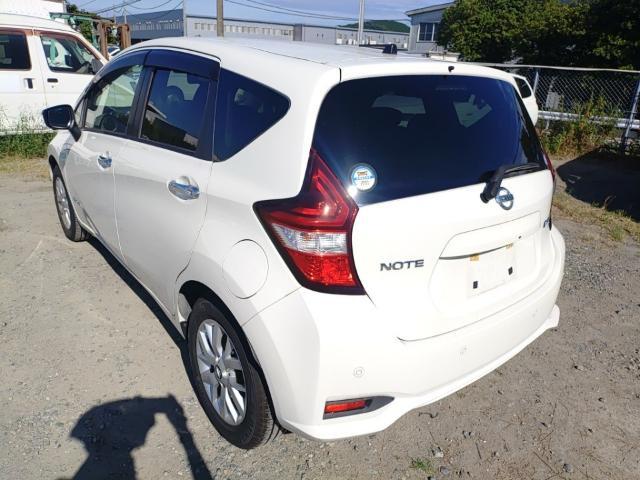 Nissan NOTE 2019-05 8547520-5