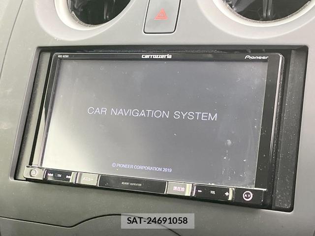 Nissan NOTE 2018-08 8547703-2