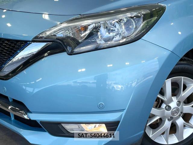 Nissan NOTE 2018-01 8548423-11