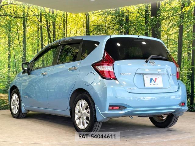 Nissan NOTE 2018-01 8548423-16