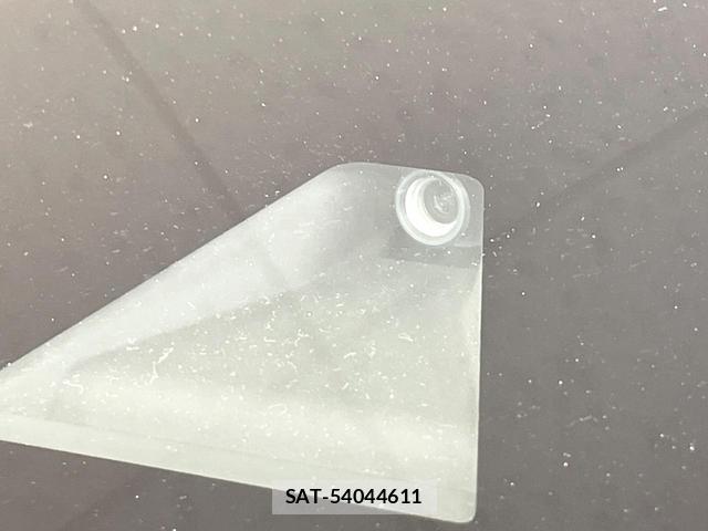 Nissan NOTE 2018-01 8548423-2