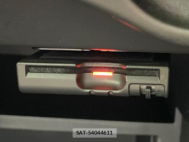 Nissan NOTE 2018-01 8548423-6