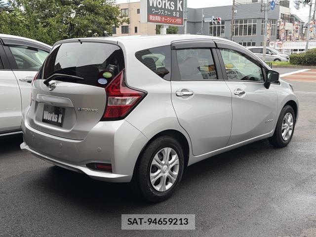 Nissan NOTE 2017-07 8548755-12