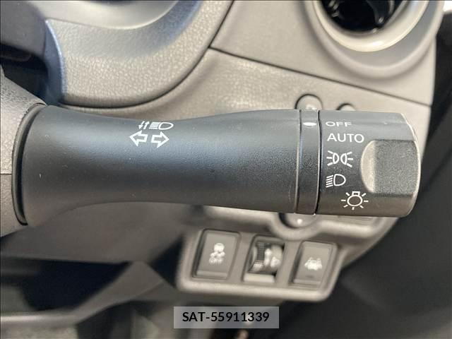 Nissan NOTE 2017-05 8549345-13