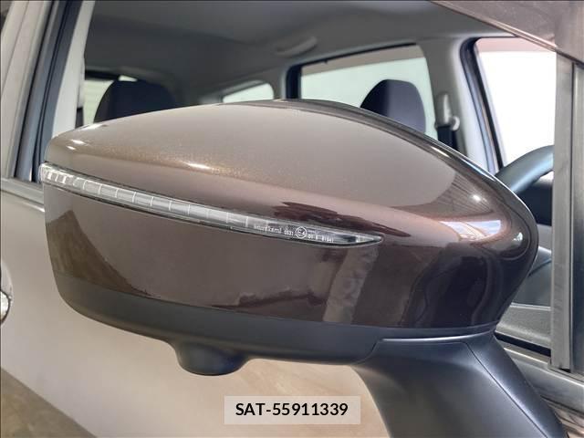 Nissan NOTE 2017-05 8549345-6