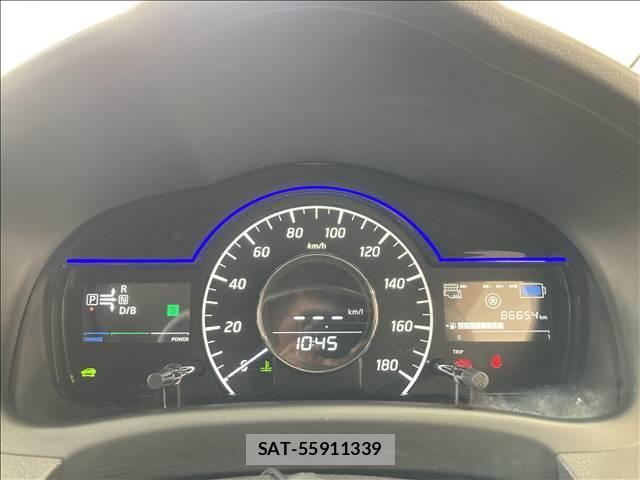 Nissan NOTE 2017-05 8549345-8