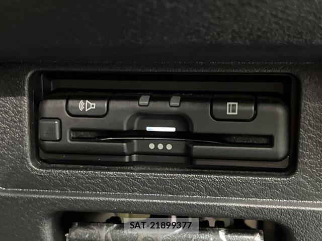 Nissan NOTE 2021-09 8549595-6