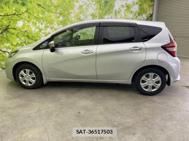 Nissan NOTE 2017-12 8549601-1